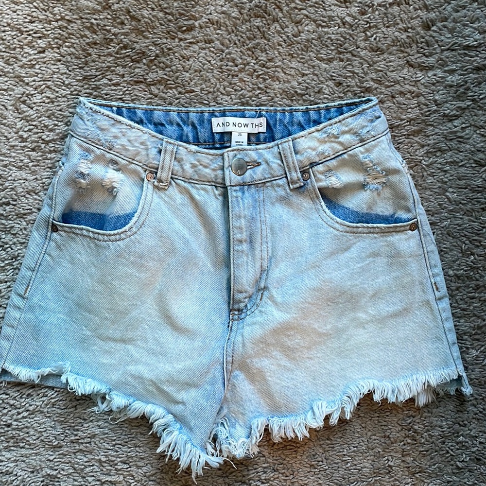 NORDSTROM (and now this brand) light wash Jean shorts- size 25